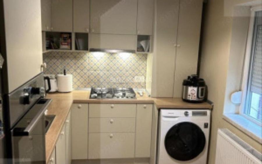 Apartament ultracentral, 2 camere, etaj 3 Apartament ultracentral, 2 camere, etaj 3