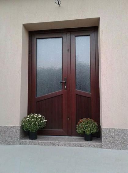 Casa de vanzare in localitatea poiana - 1