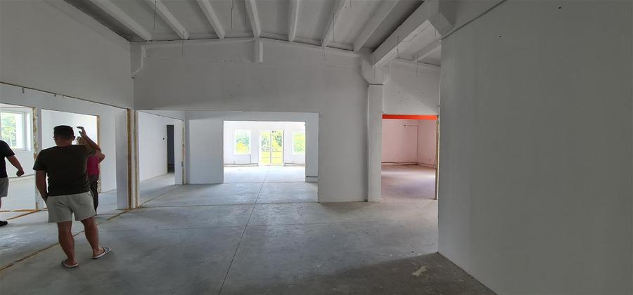 Spatiu 700mp et.1 in zona Aeroport, Arad - 4