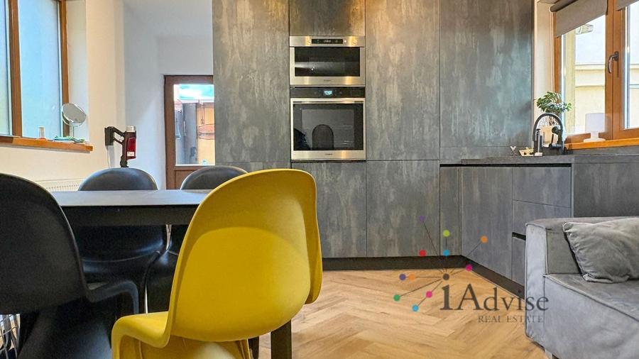 Casă in curte comuna, complet renovată, mobilată și utilată – Dealul Cetatii - 2