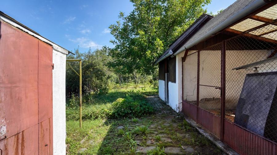 Covasna, casa cu structura deosebita, curte generoasa, dependinte foarte utile! - 16