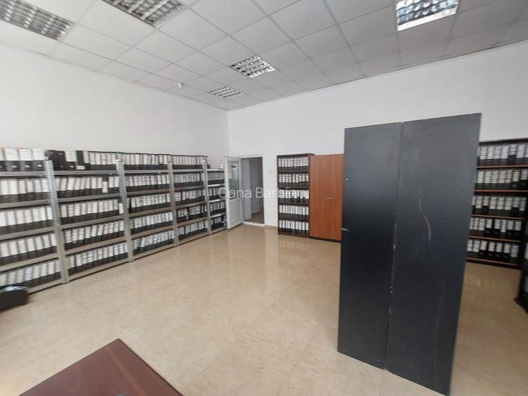 Pod Butelii, cladire comerciala, S+P+1, 677 mp.