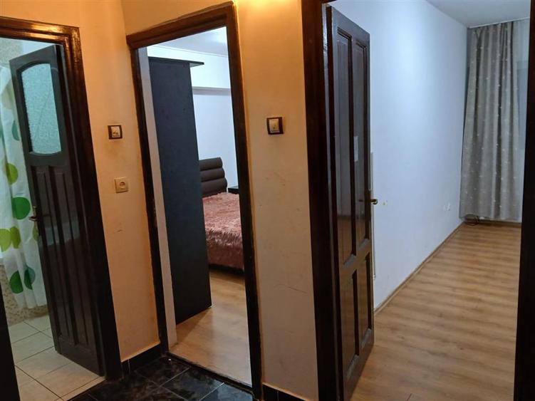 Apartament cu trei camere zona campului bloc cu lift - 12