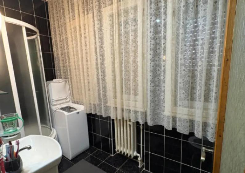 Casa spa?ioasa 280 mp utili, zona centrala langa - 10