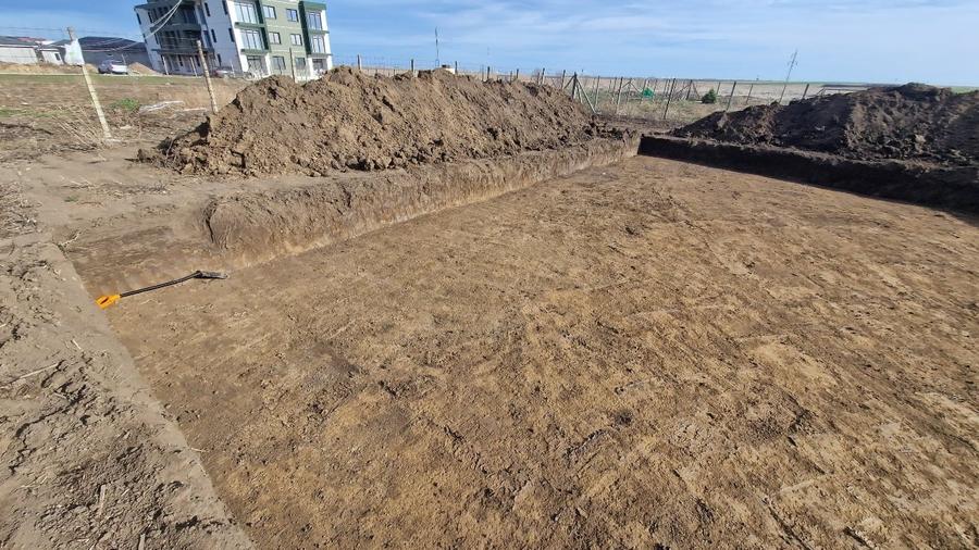 Teren 465mp, cu autorizatie casa individuala P+1E - 2