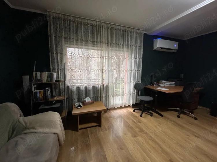 Apartament cu 3 camere decomandate de vanzare - 10