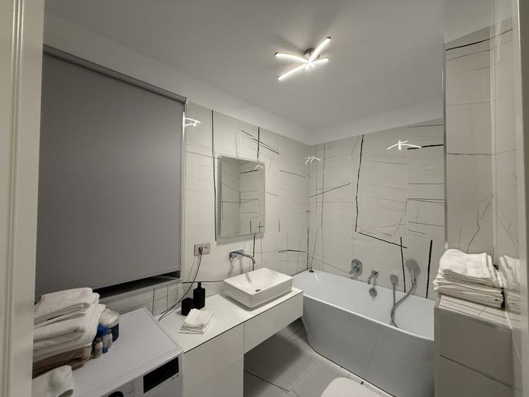 Unirii Palatul Parlamentului bloc 2023 - 5