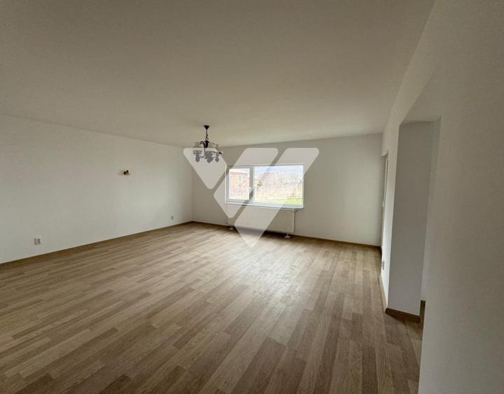 Casa LA CHEIE 4 camere si teren 386 mp de vanzare in Cisnadie Sibiu - 1