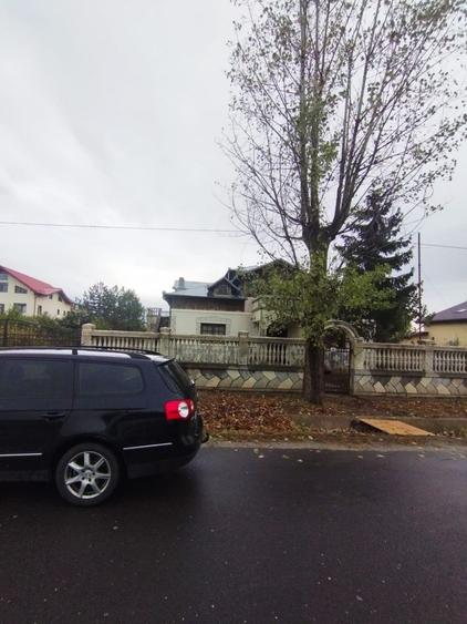 SE VINDE CASA FOARTE SPATIOASA CU TEREN 1200 MP IN LOCALITATEA CALUGARENI GR - 2