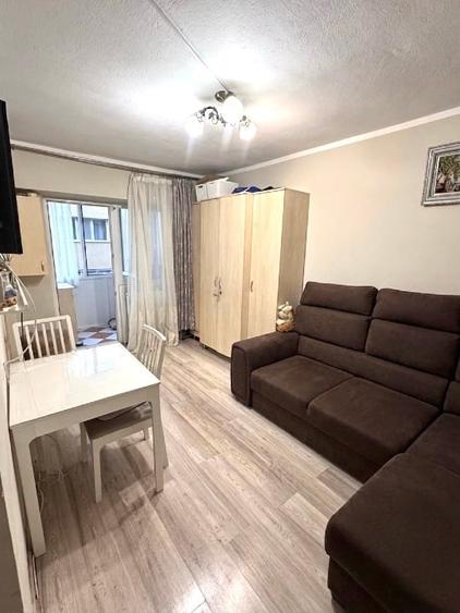 Apartament de vânzare-UMT - 2