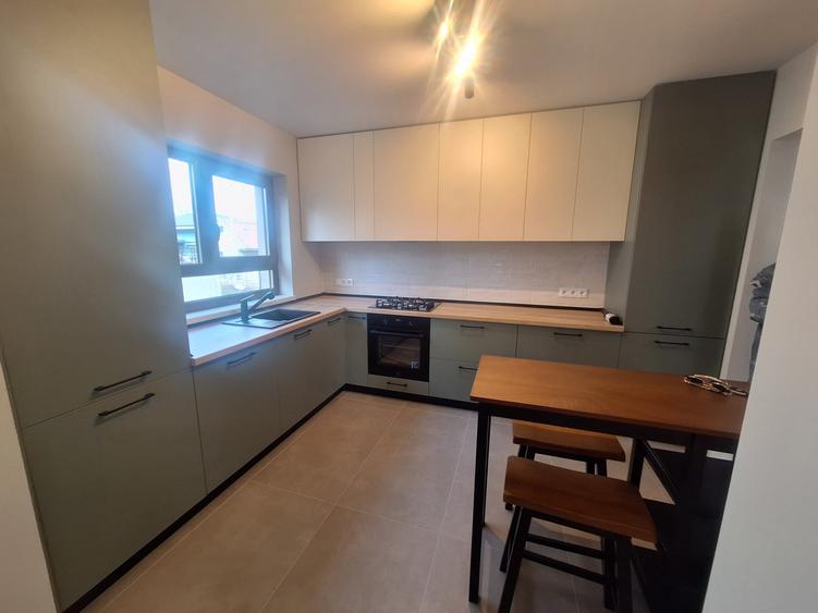 De vanzare casa single 5 camere 2 bai in Cisnadie - 5