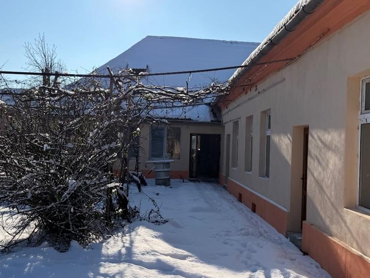 Casa saseasca de vanzare ultracentral Dumbraveni Sibiu - 7