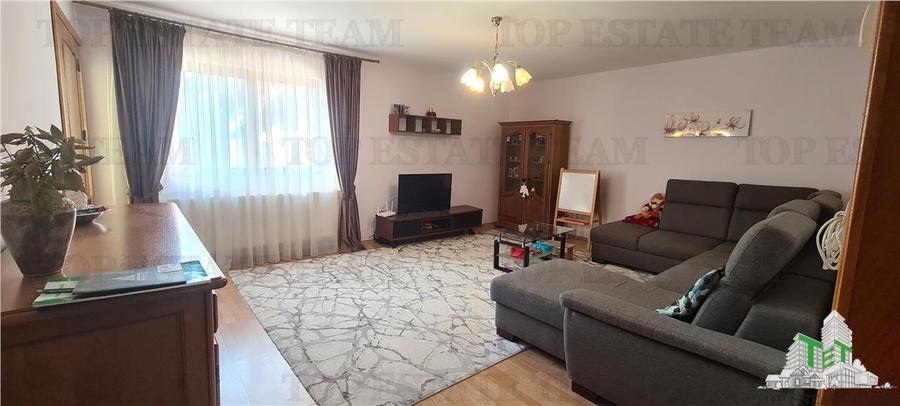 Vila de Vanzare 5 camere Bucurestii Noi - Metrou - 3