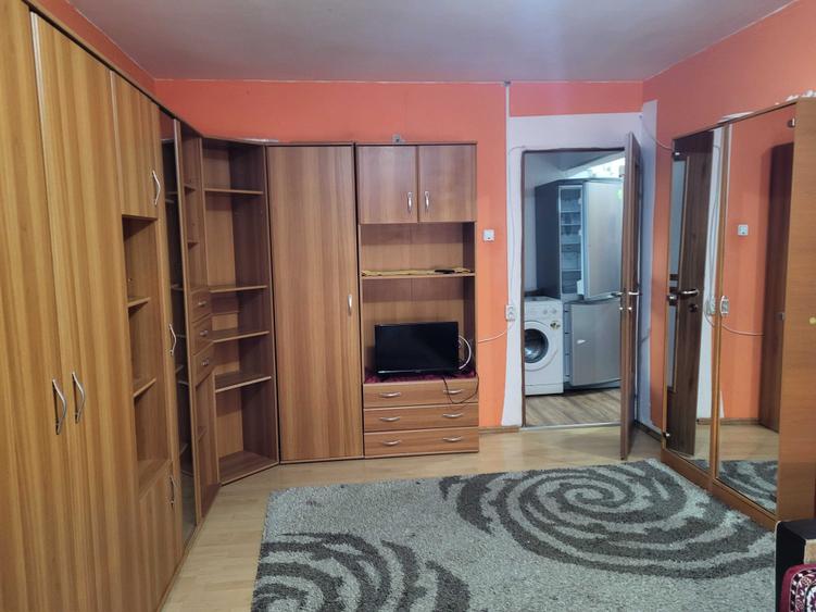 Inchiriez apartament cu 1 camera in Nufarul - 2