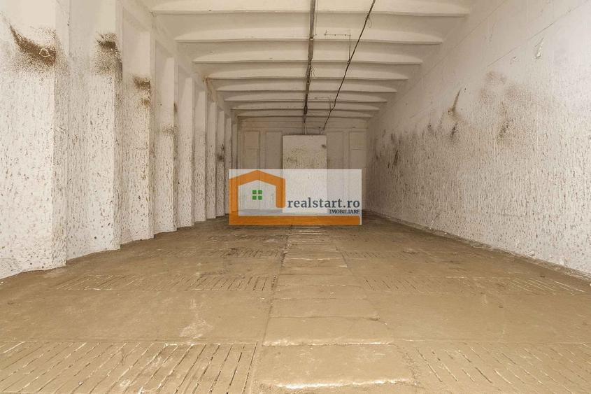 Codlea, Depozite si teren 1,7Ha, 5600mp cladiri, D 155ml la DJ112A, acces E60 - 9