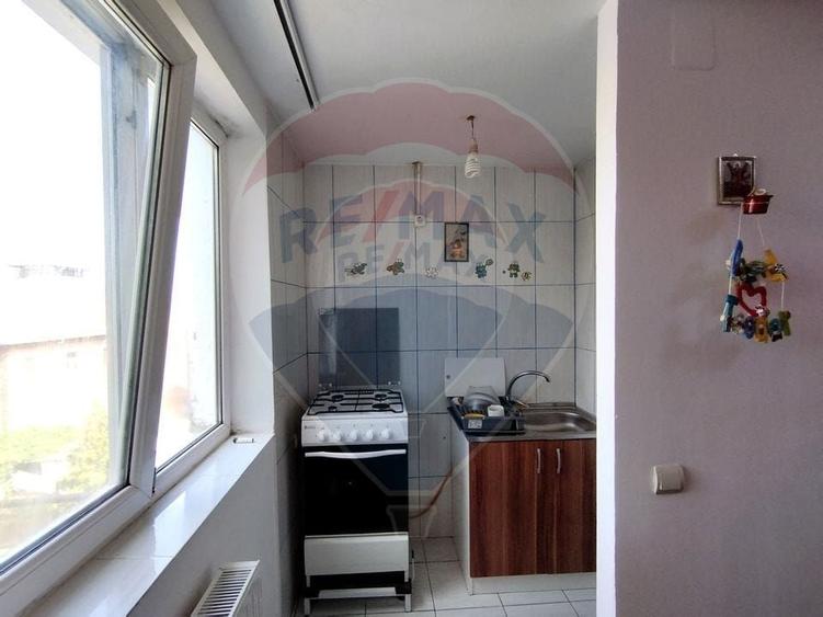 Garsonieră de v&acirc;nzare, etaj 3, zona Letea - 5