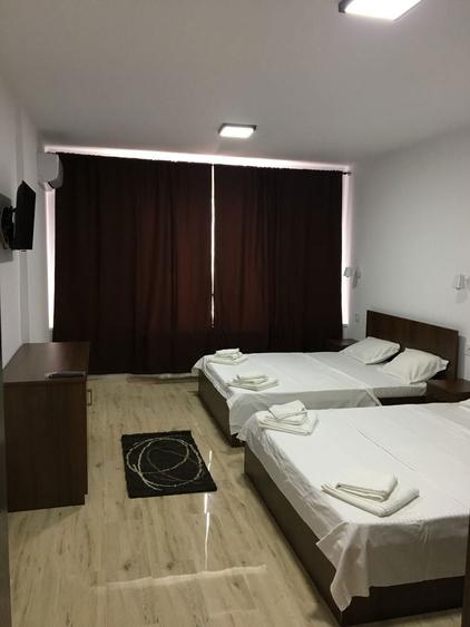 VILA 11 camere de inchiriat Mamaia zona Butoaie Summerland - 1