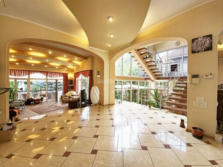 Vila 6 camere, mobilata, utilata, Andrei Muresanu, zona Engels