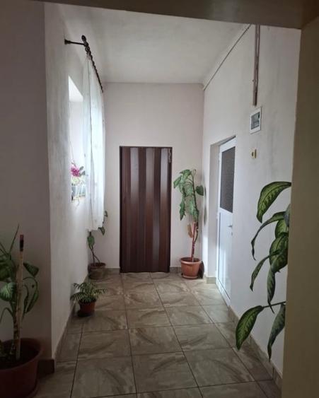 Casa de vanzare in Tudor Vladimirescu Galati cu teren generos - 3