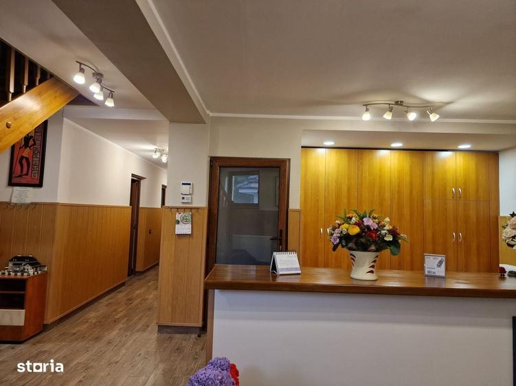 Casă cu 4 camere în Central