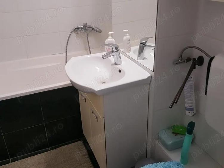 Inchiriez apartament 2 camere in Targu Mures, strada Gloriei - 7