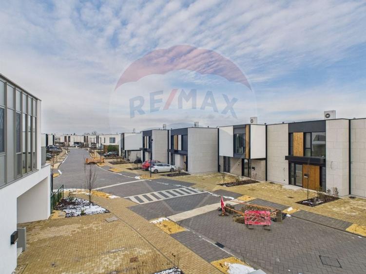 Vila luminoasa, cu finisaje premium, 4 camere in Tunari - Amber Forest - 14