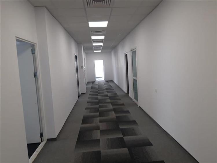 Spatiu pentru birou - 124 mp - ultimul spatiu disponibil - 8
