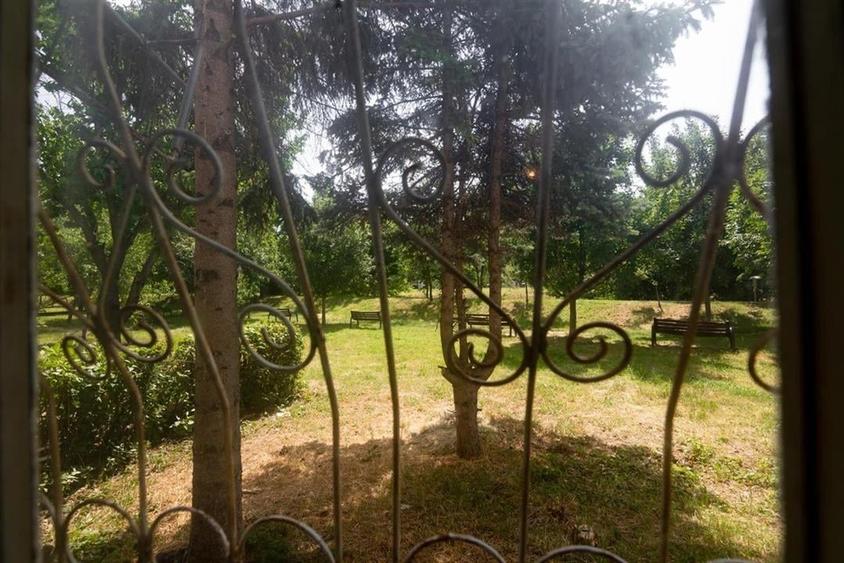 RECO Apartament cu  2 camere tip X, la parter -D. Cantemir - 10