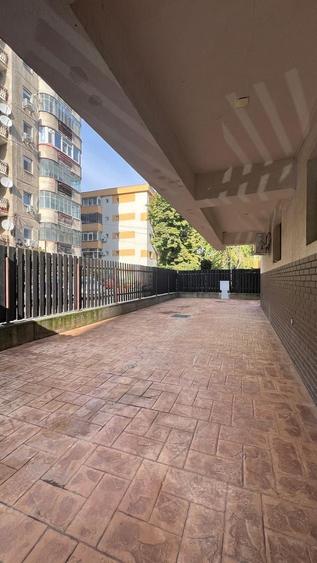 Spatiu 100 mp + 190 curte - 11