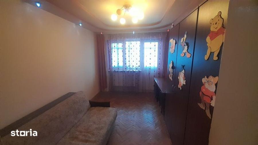 Vand apartament 2 camere - 1