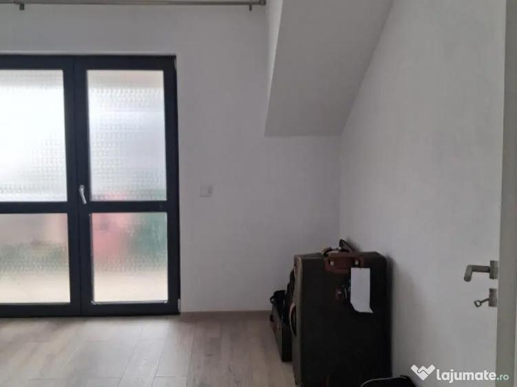 Apartament 2 camere, decomandat - zona Sanpetru - 5