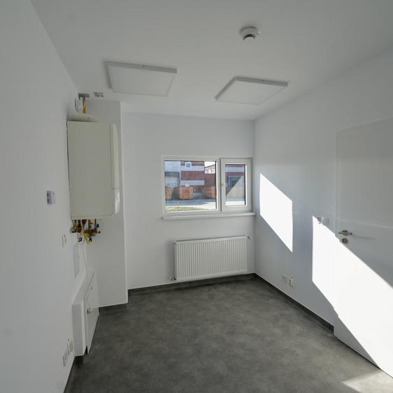 Hală modernă de închiriat cu 100% energie verde – 4.713 mp - 8