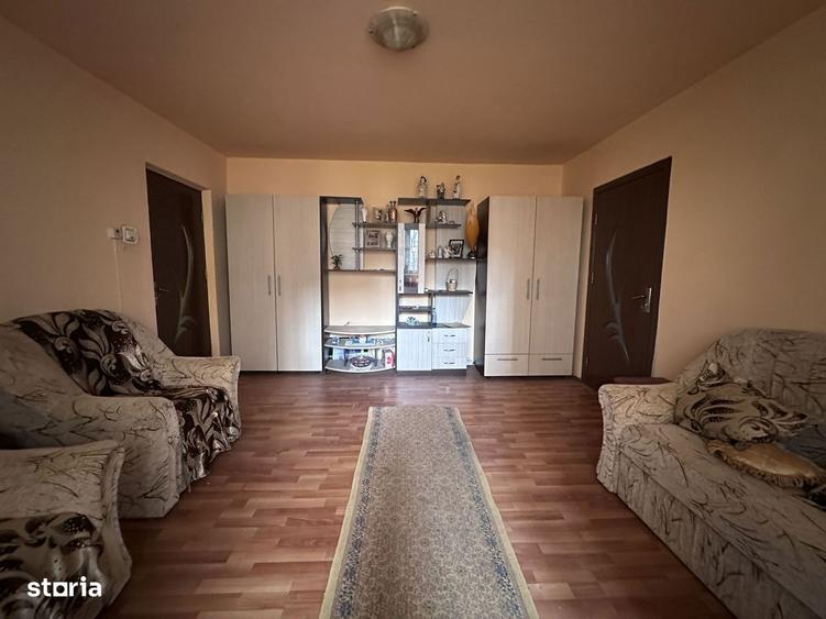 PARTER! Vanzare apartament cu 2 camere in Targovi?te - 3