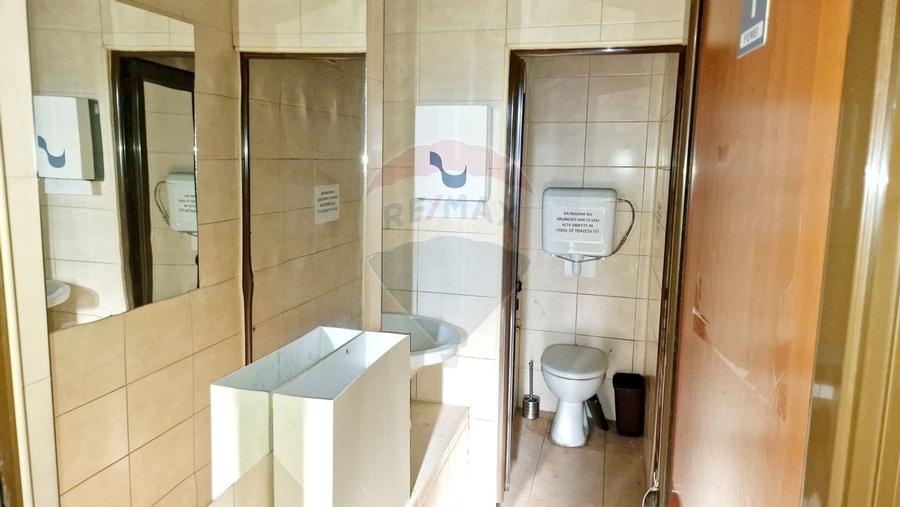 Spațiu comercial de vânzare în zona Central - 15
