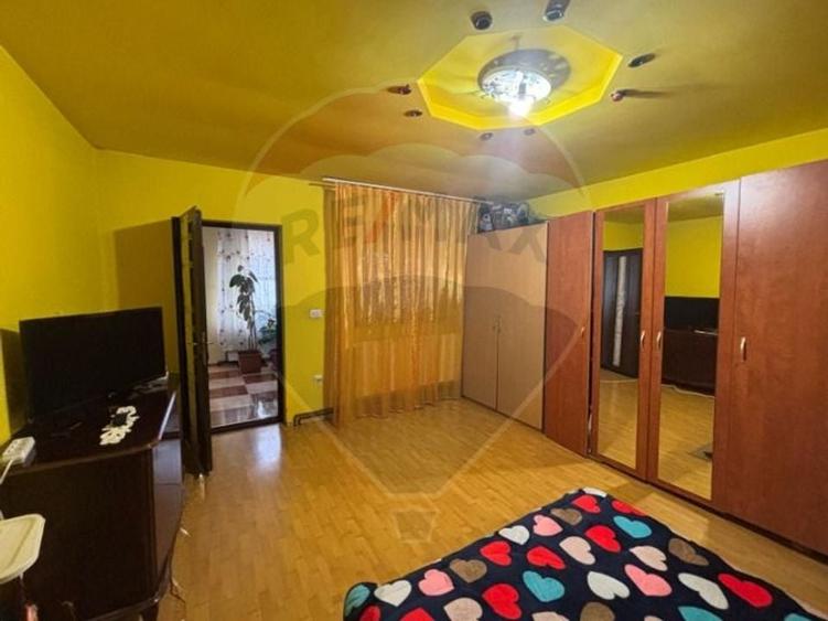 Casă spațioasă cu garaj - Mogoșoaia, foarte aproape de Podul Mogoșoaia - 5