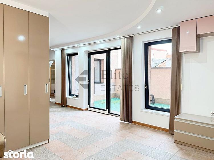 Apartament cu 4 camere în Orașul Nou