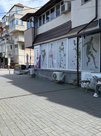 Inchiriez spatiu comercial-Centrul Vechi - 3