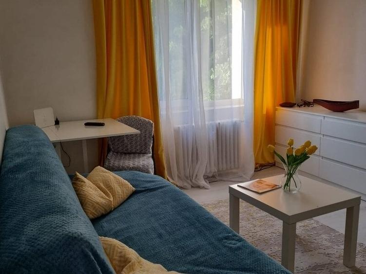 Piata Muncii , Bd Basarabia - 1