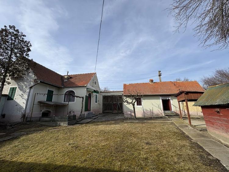 Casa de vanzare Armeni - 2