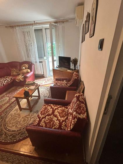 Vand apartament 2 camere 60mp, et. 4/4 uta - 6