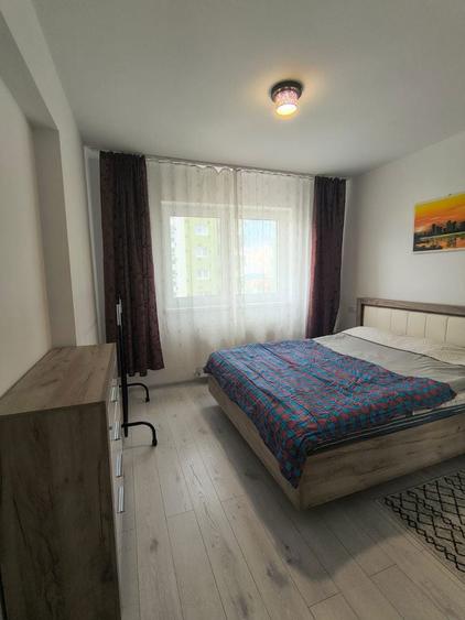 Inchiriez apartament 2 camere - 1