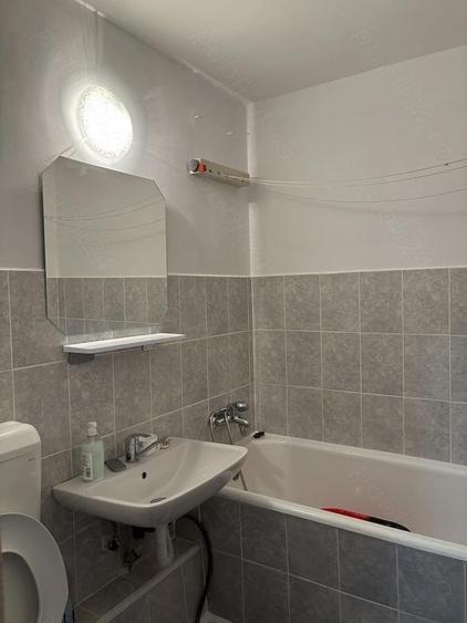 Garsoniera renovata de vanzare Vitan, zona Stadion Olimpia parter 28,30 mp + logie - 1