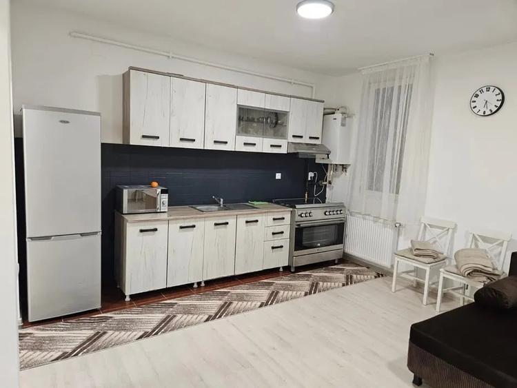Apartament cu 2 camere, 57 mp, balcon, zona Eroilor - 3