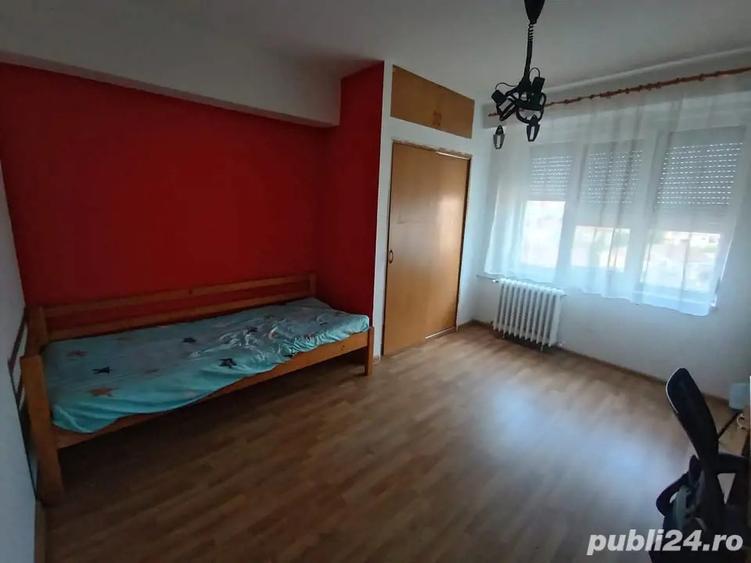 Apartament 3 camere decomandat Vis-a-Vis de piata Decebal - 3