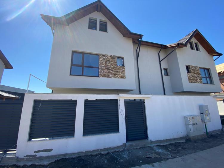 Duplex cu 4 camere si mansarda, direct dezvoltator. Comision 0 - 1