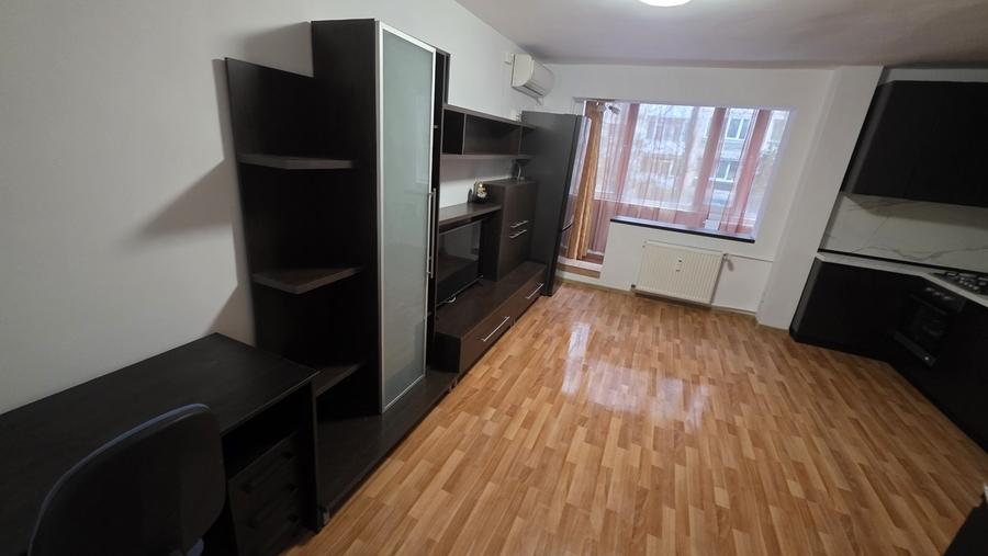 Lujerului, Militari - 13