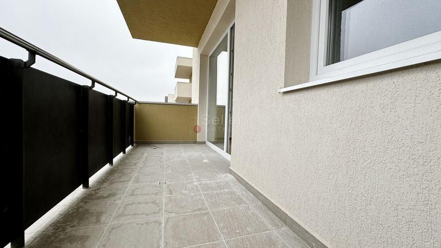 Complex Urban Plaza - 5