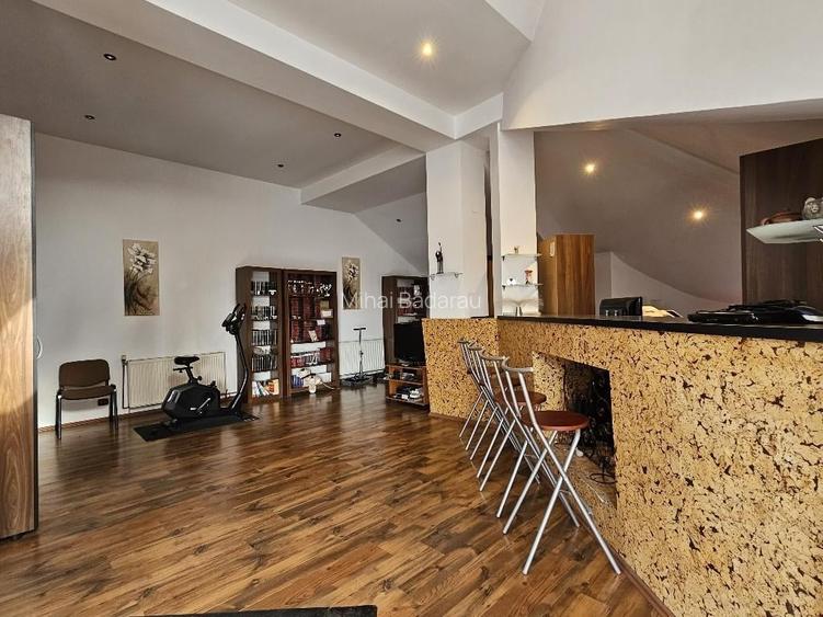 Vila in zona Bucurestii Noi - 275 mp | 6 camere | 4 bai | teren 450 mp Vila in zona Bucurestii Noi - 275 mp | 6 camere | 4 bai | teren 450 mp