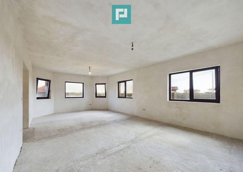 Casa la gri in Livada - 6