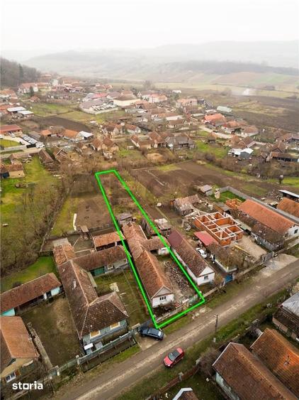 Casă cu 4 camere cu Teren 1021 Mp în Sârbi